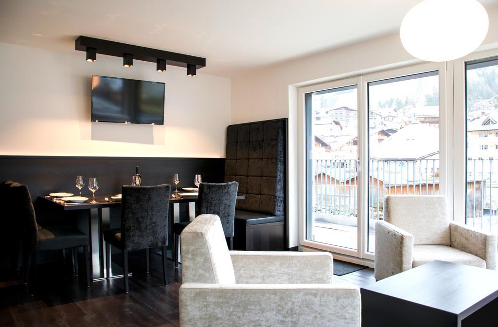 Ischglliving Family Appartements Phòng bức ảnh